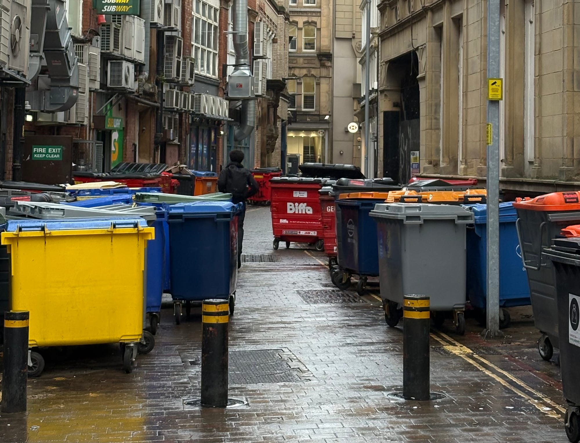 Should Manchester’s bin alleys be transformed into festive yuletide ginnels?